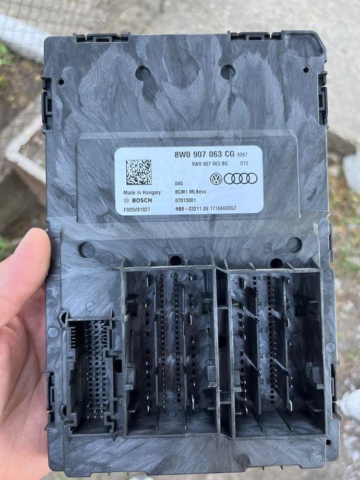 Боди контрол модул / BCM1 за Audi A4 b9 A5 Q5