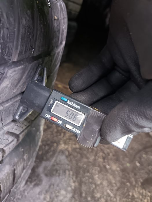 Anvelope MS iarna 235 65 17 continental 2022 5mm