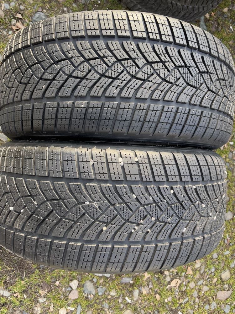 245/45 R18 2бр зимни гуми