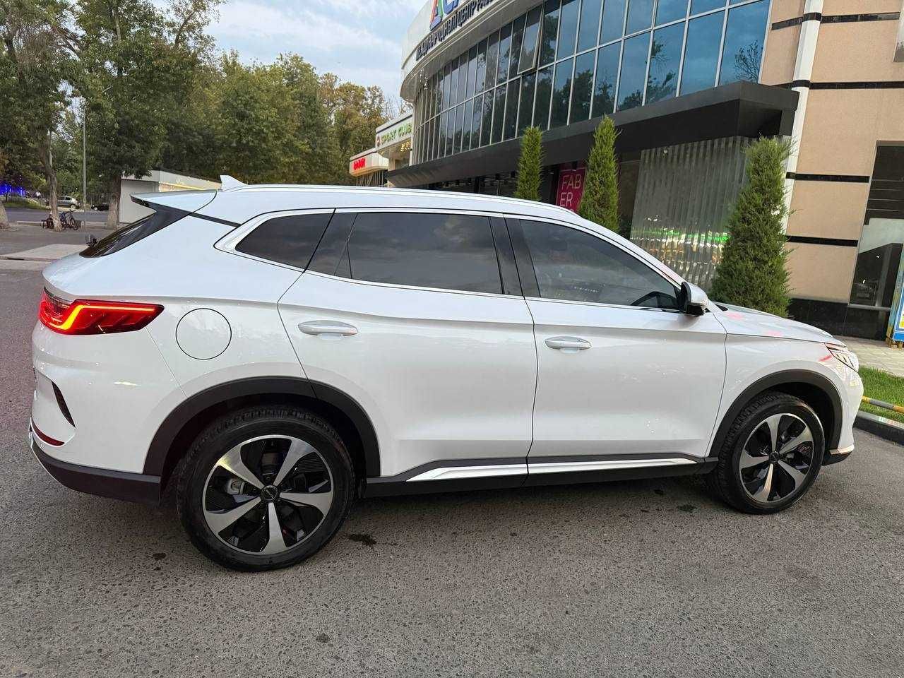 Продается BYD 2023 года