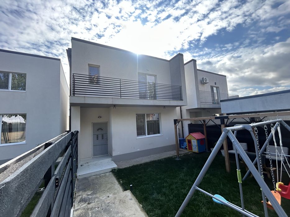 Vila individuala P+1 4 camere Mamaia Nord , Hanul cu Peste