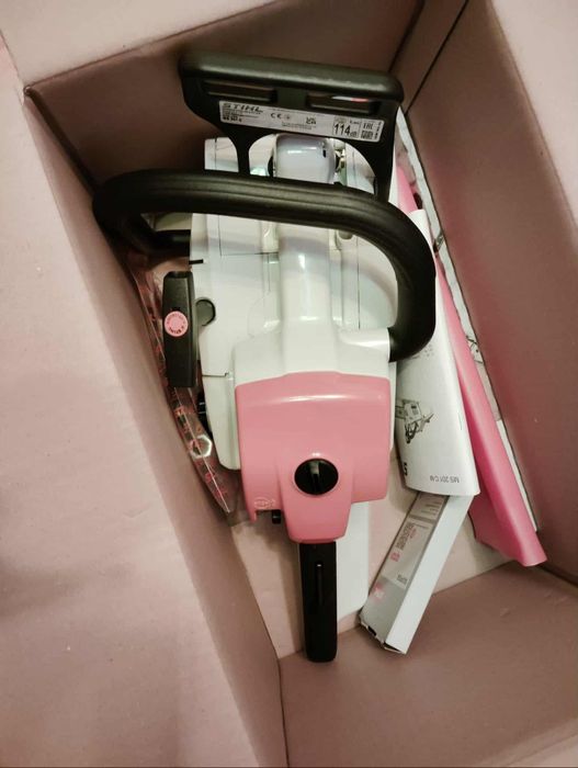 Vând drujbeeee in stare foarte buna