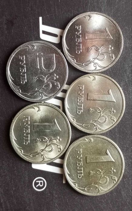 Продам рубли в отличном состоянии
