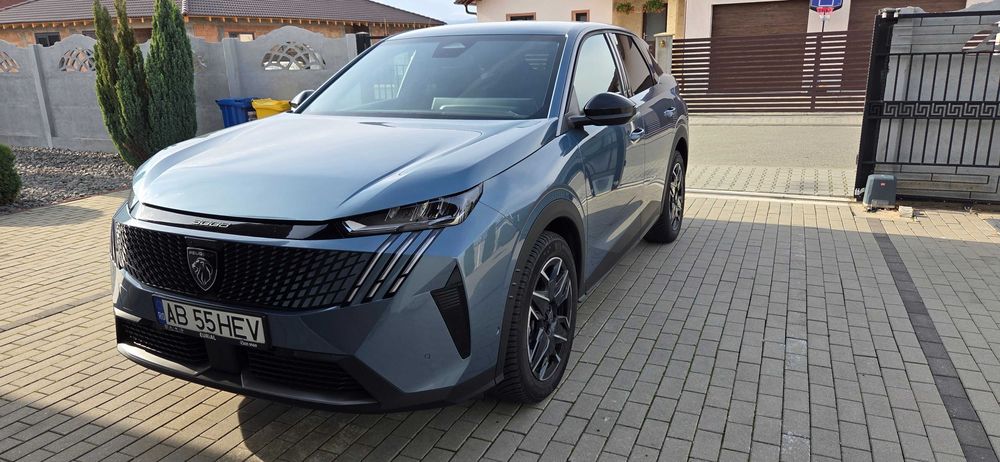 Peugeot 3008 Hybrid 145 e-DSC6 Allure, 11.000 km, garantie 2028