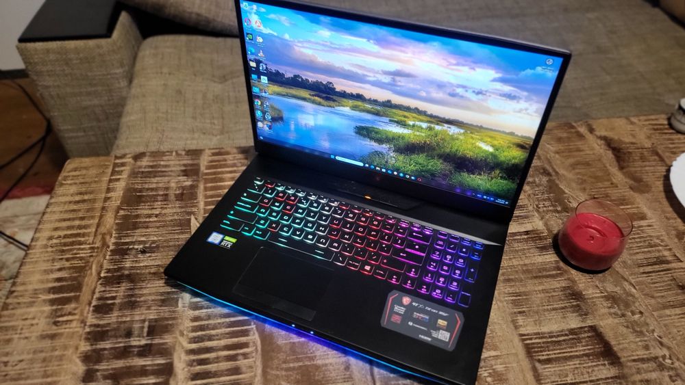 Култовият лаптоп MSI Titan GT76 с компоненти на Desktop настолен PC