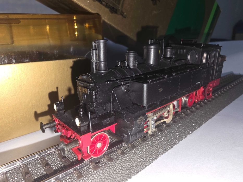 TRIX - Locomotiva cu aburi DC - BR 73 079 DR
