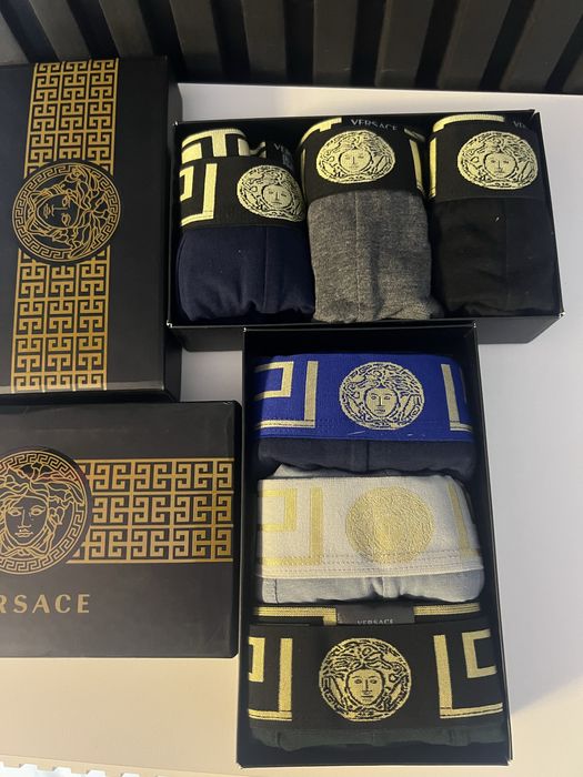 Boxeri Versace barbati noi