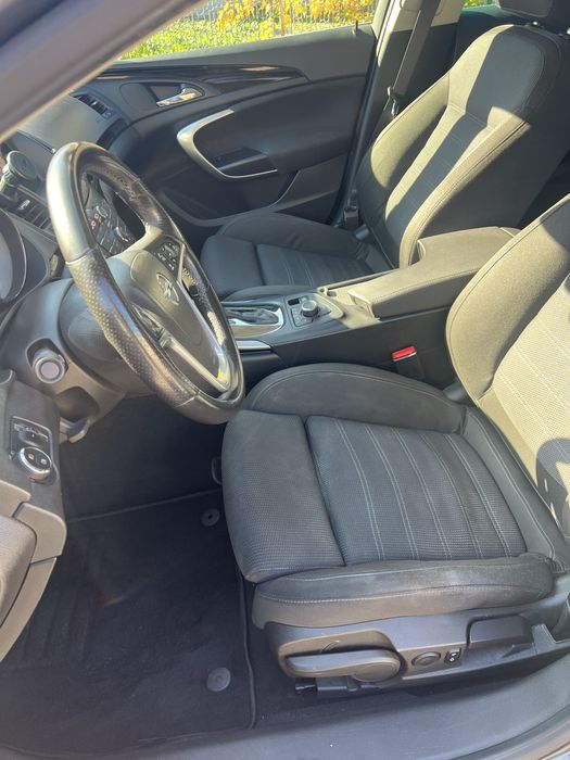 Vand Opel Insignia,autoturism intretinut,tinut in garaj