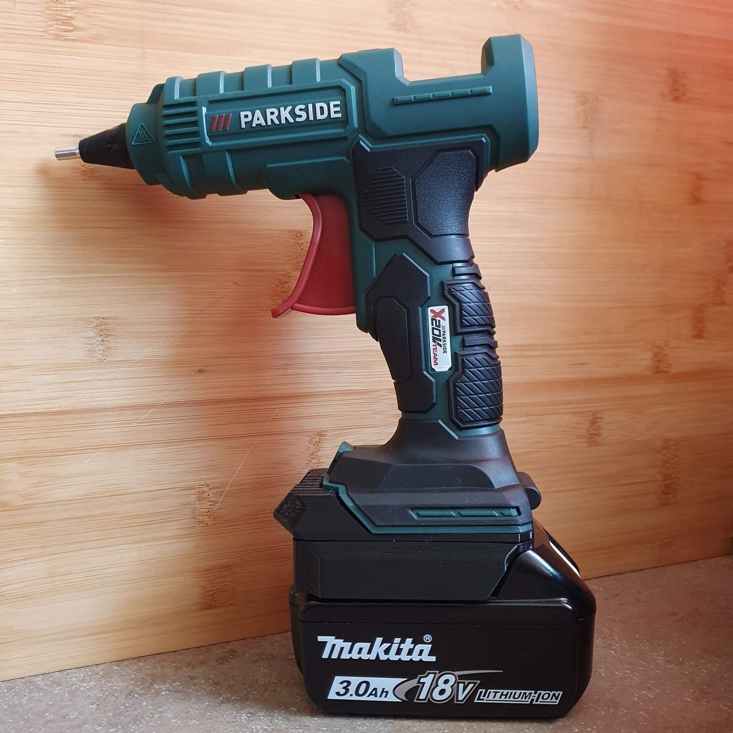 Adaptor acumulator /baterie Makita LXT 18v la scule Parkside x20v