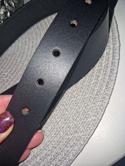 Prada естествена кожа колан.Нов