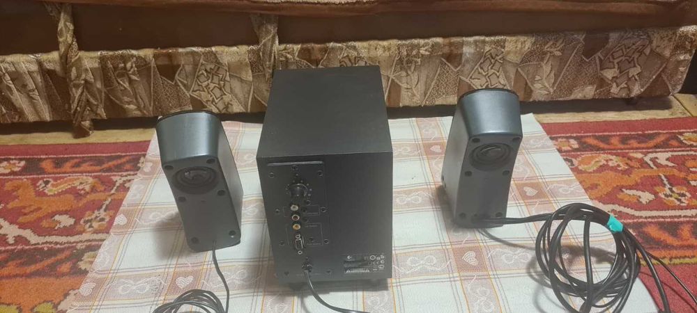 Sistem audio Logitech 2.1 Z323,30W,stare buna de functionare