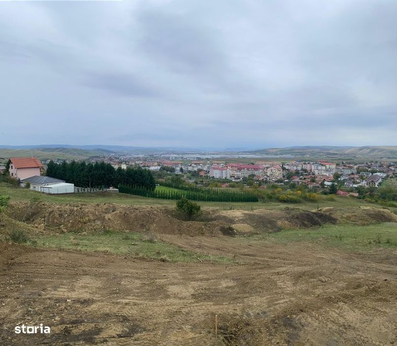 Apartament cu 3 camere, 68 mp gradina privata de 200 mp, spatiu si con