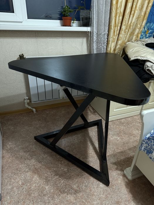 Продам кухонный стол в стиле лофт