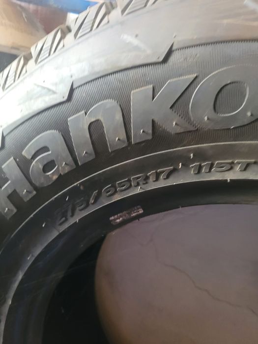 Продам шипы размер R17