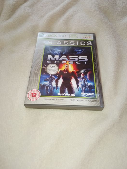 Mass Effect Xbox 360 Култова игра!