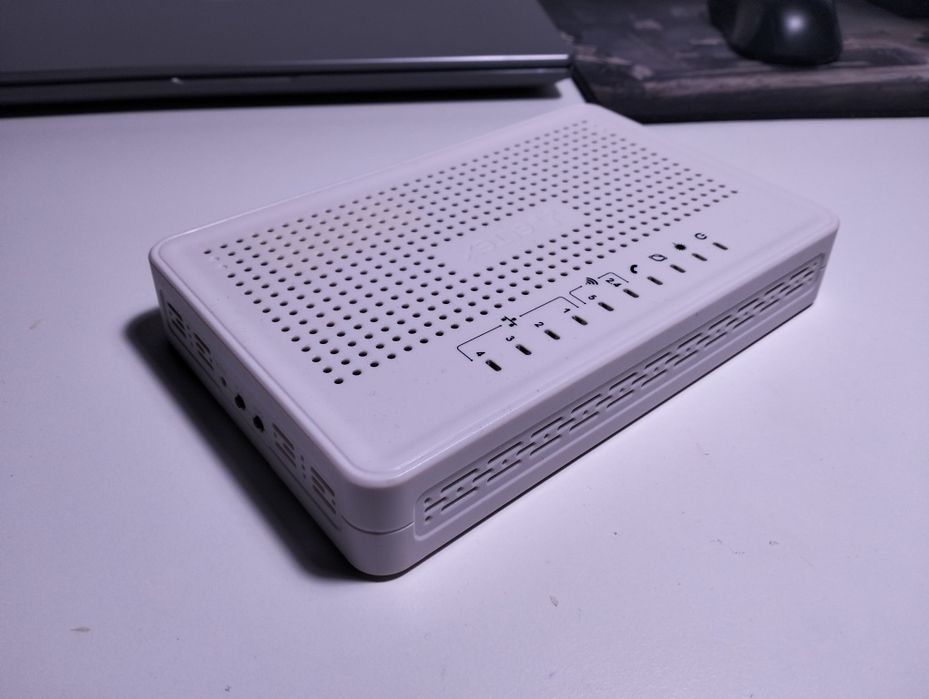 Продам роутер Eltex