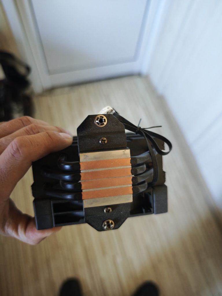 AMD Ryzen7 7700 + охлаждане AK 400 zero dark
