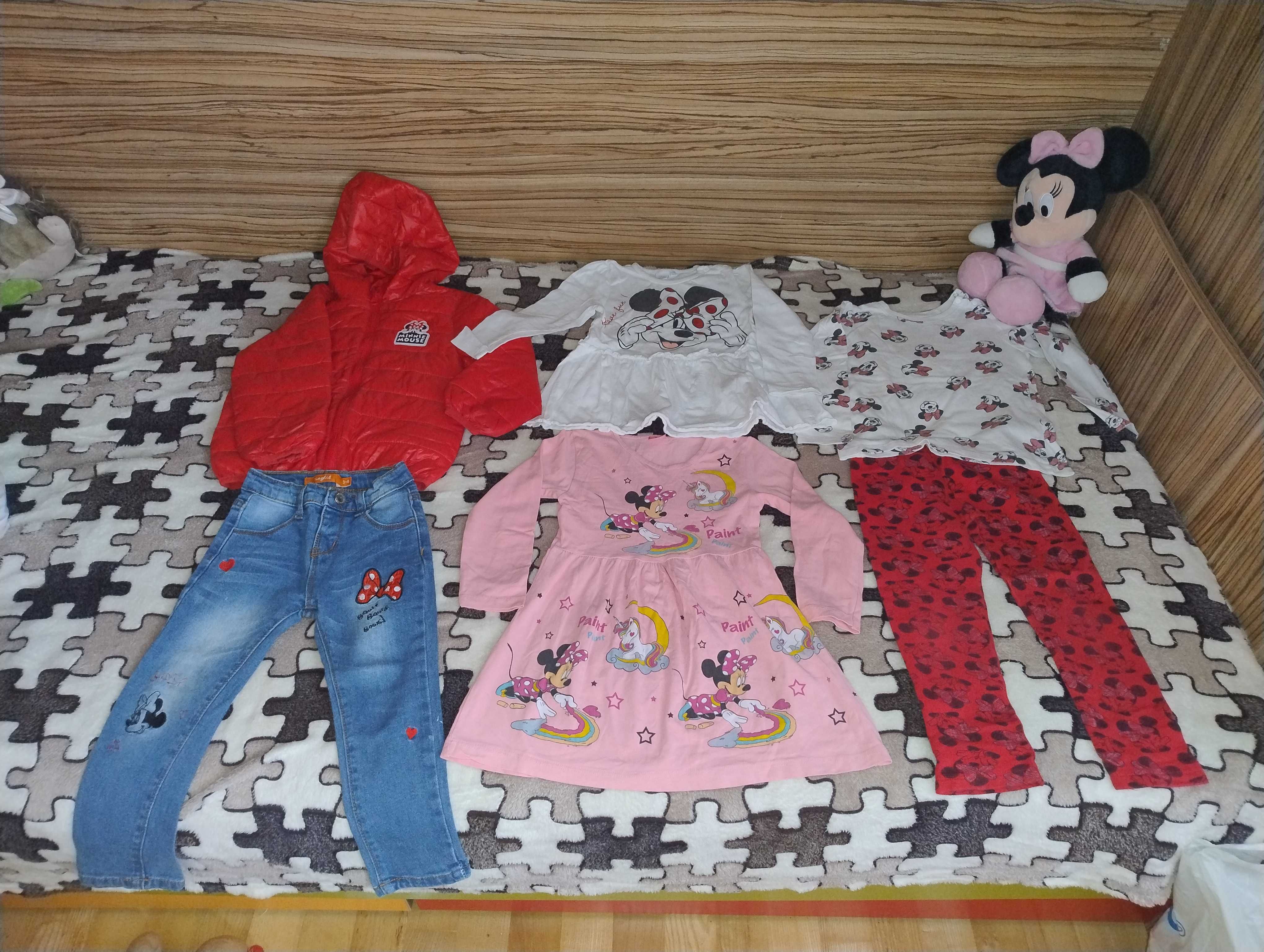 ЛОТ Детски дрешки с Мини маус Minnie mouse