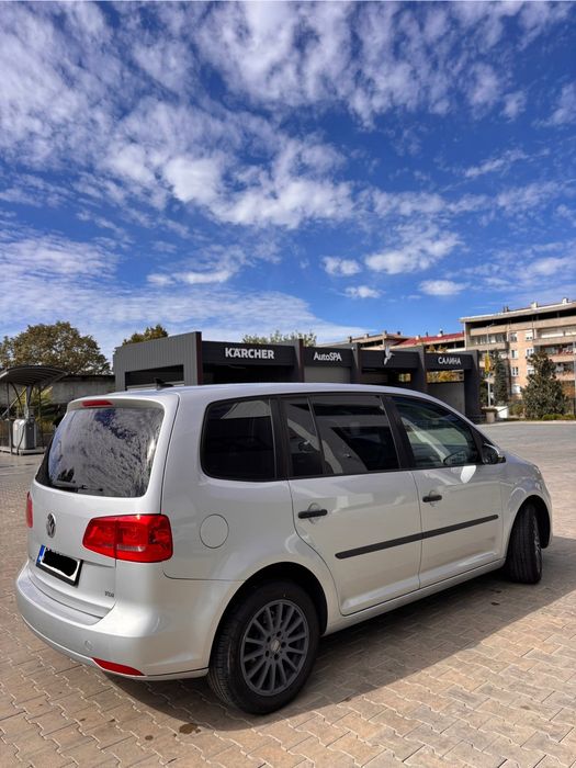 VW Volkswagen Touran 1.6 TDI 105 к.с. – 2012 г.