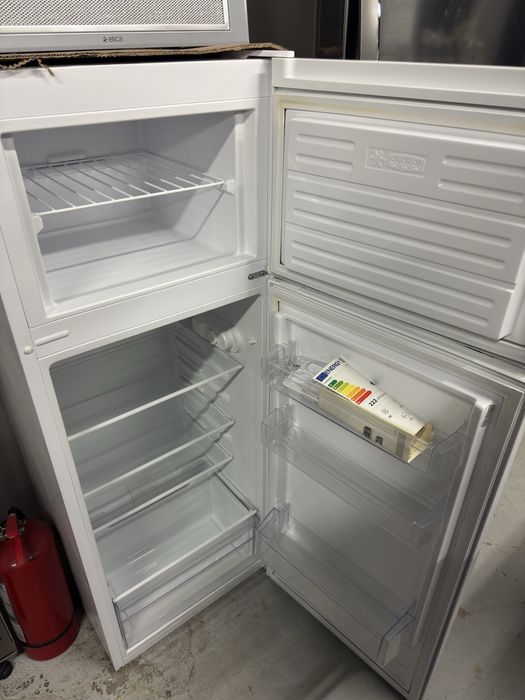 Frigider Telefunken R2P263FW