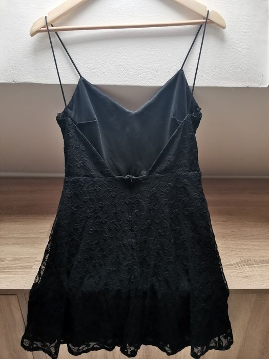 Fabienne Chapot Mango Guess миди рокля, мини, дантела, отворен гръб