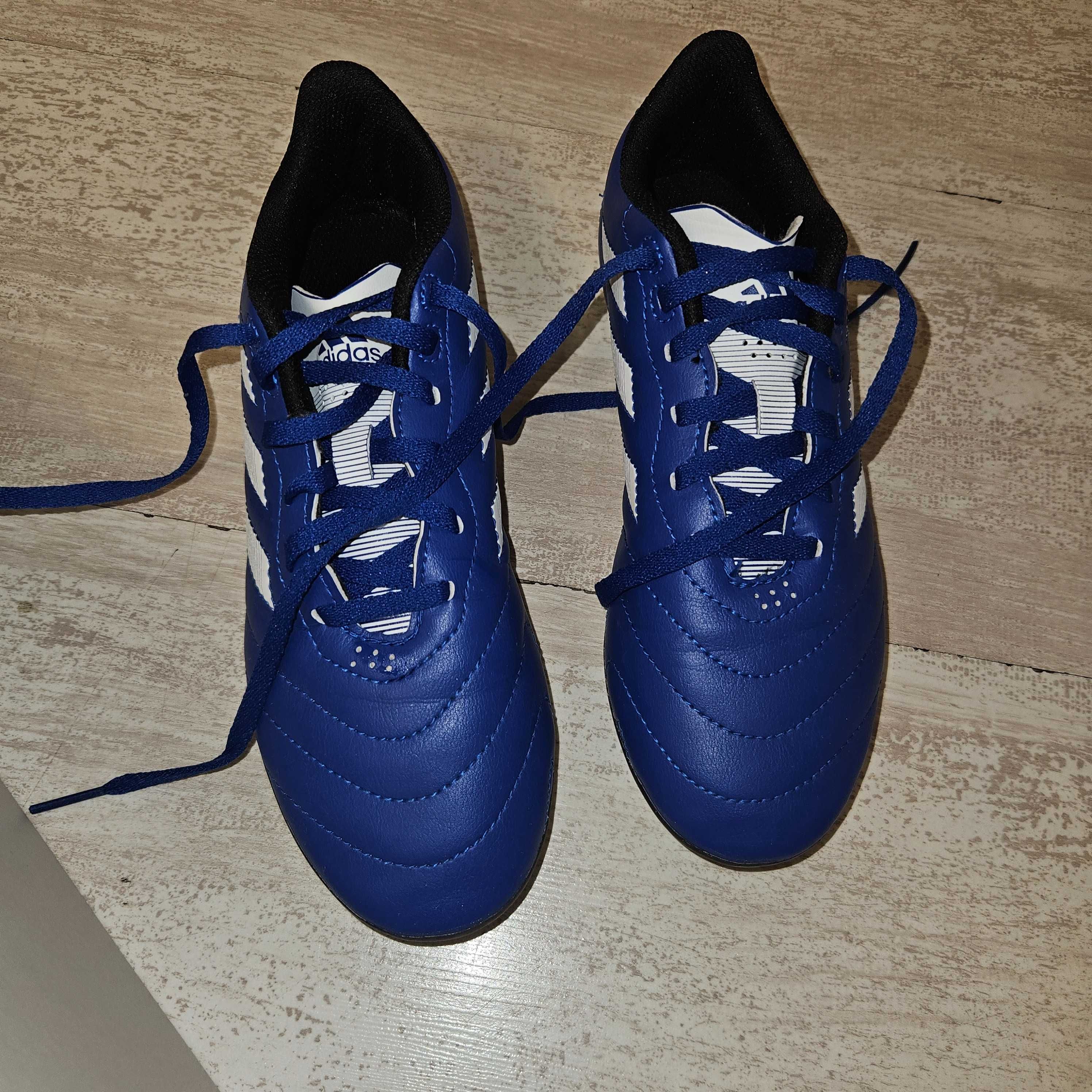 Детдки Бутонки Adidas