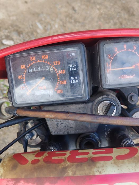 Cross honda xl600r
