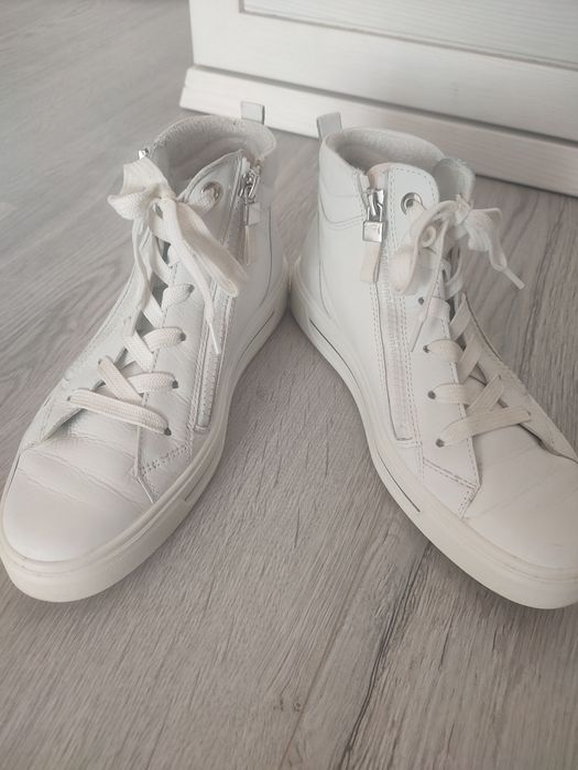 Дамски кецове Ara!Естествена кожа!