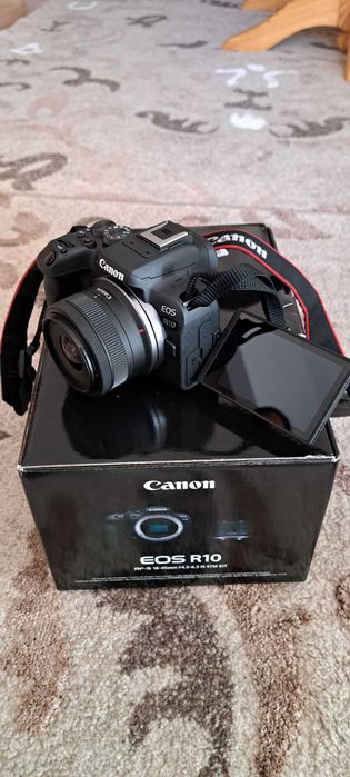 Canon EOS R10 -отлично състояние