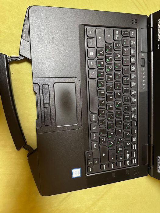 Vând laptop Panasonic toughbook cf-54