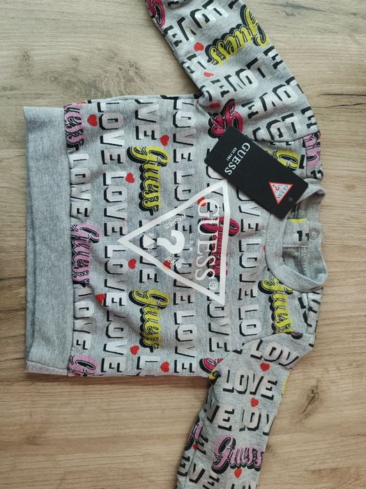 Жилетка Tommy Hilfiger и блуза Guess