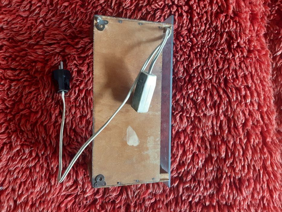 Нощтна ламба ретро