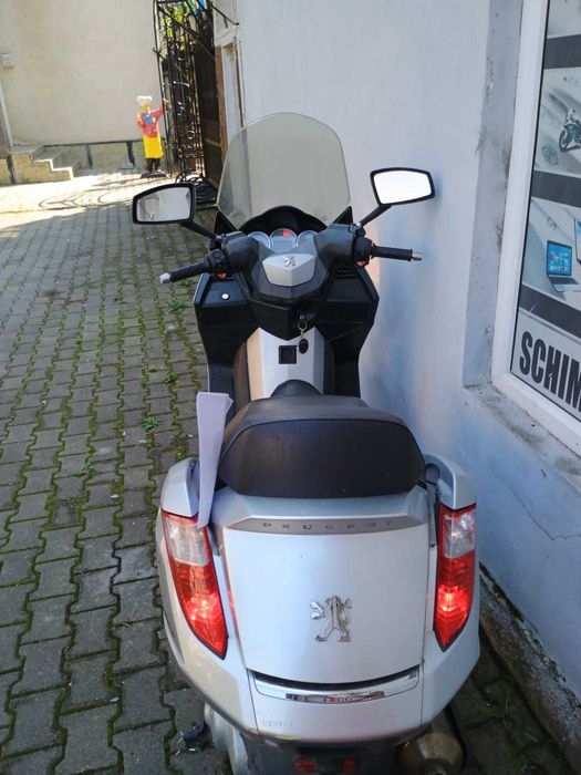 Motociclu marca Peugeot Stanley 125 cmc an 2006, omologat Scoala