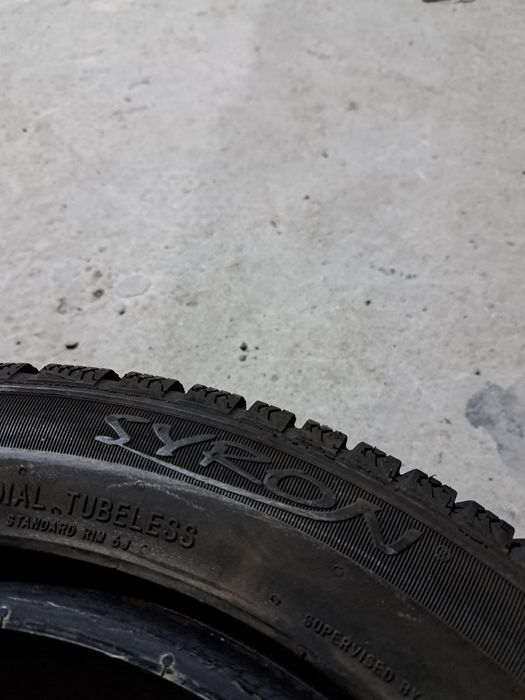2 anvelope iarnă 185 55 r15 SYRON