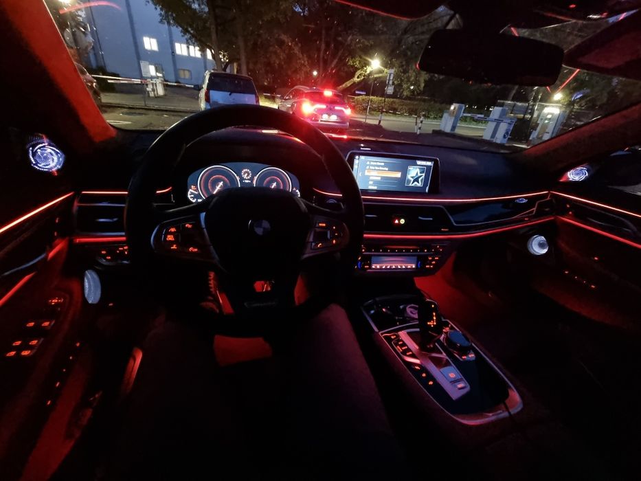 BMW 750D xDrive 400CP INDIVIDUAL, Raritate