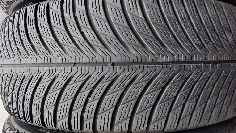 Зимни гуми 235/55/18 Michelin Pilot Alpin 5 Suv 4 броя