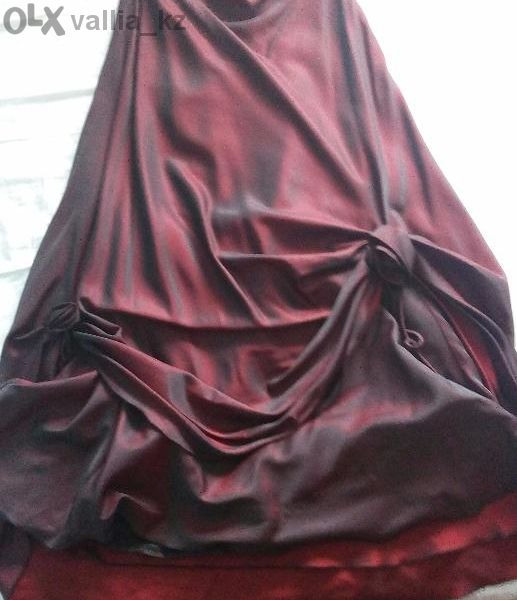 Вечерна/Бална рокля цвят бордо