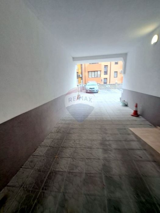 Дава се под наем Гараж / Паркомясто в Варна, Гранд Мол Варна - 16 кв.м за 153 € - Снимка #6