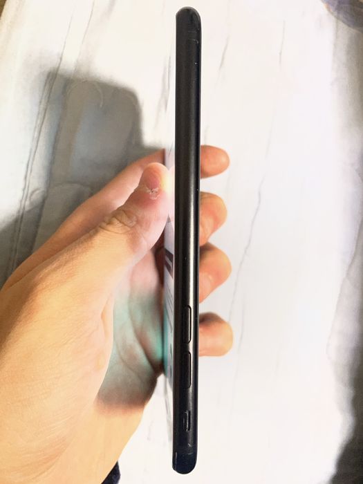 Iphone SE sotiladi srochno pul zarul omidigala bezovta qmrla telefon q