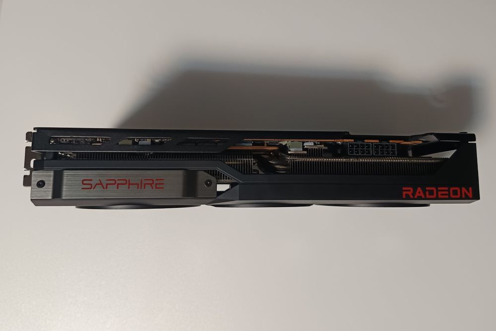 Placa video Sapphire RX 7900 XT Pulse 20GB GDDR6 320-bit