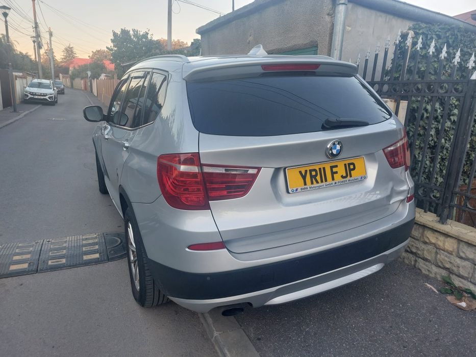 BMW  X 3 volan dreapta