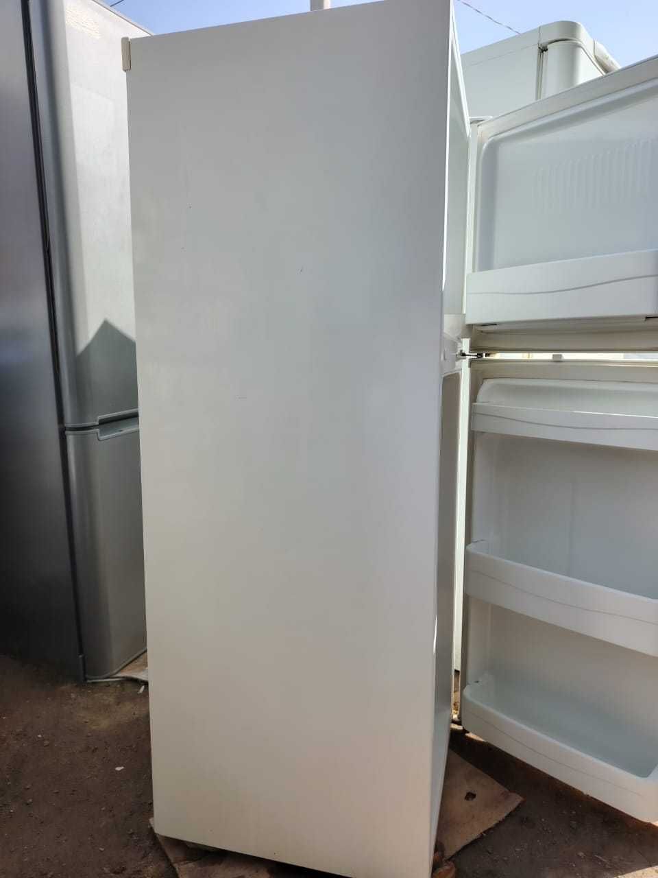 холодильник LG 1,6 метра высота