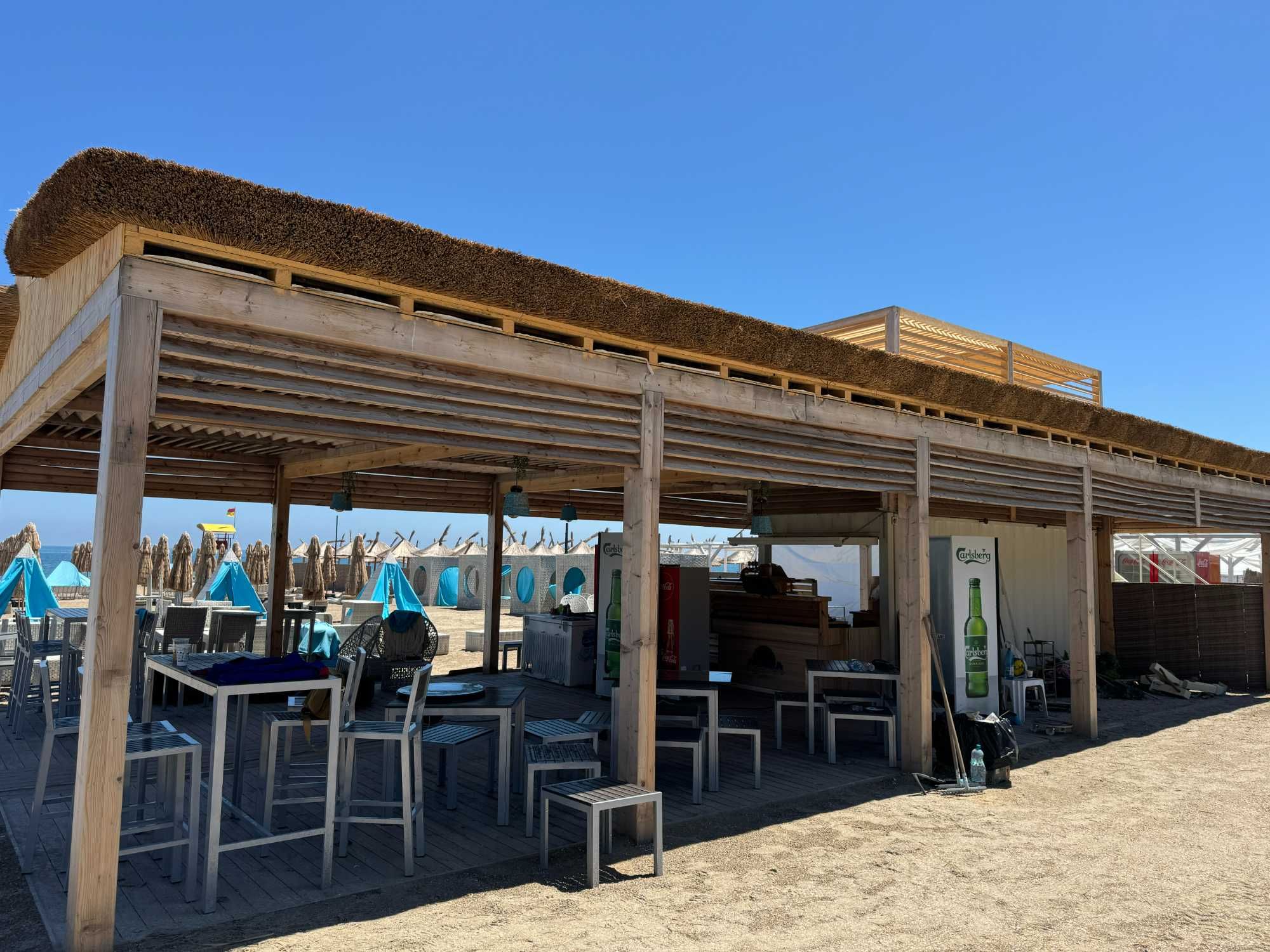 Acoperis Stuf, Constructii si Amenajari Zone Turistice