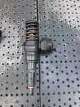 injector 1.9 tdi ajm  vw  bora  passat b5 golf 4 audi a4 b5 skoda fabia 1  038130073f