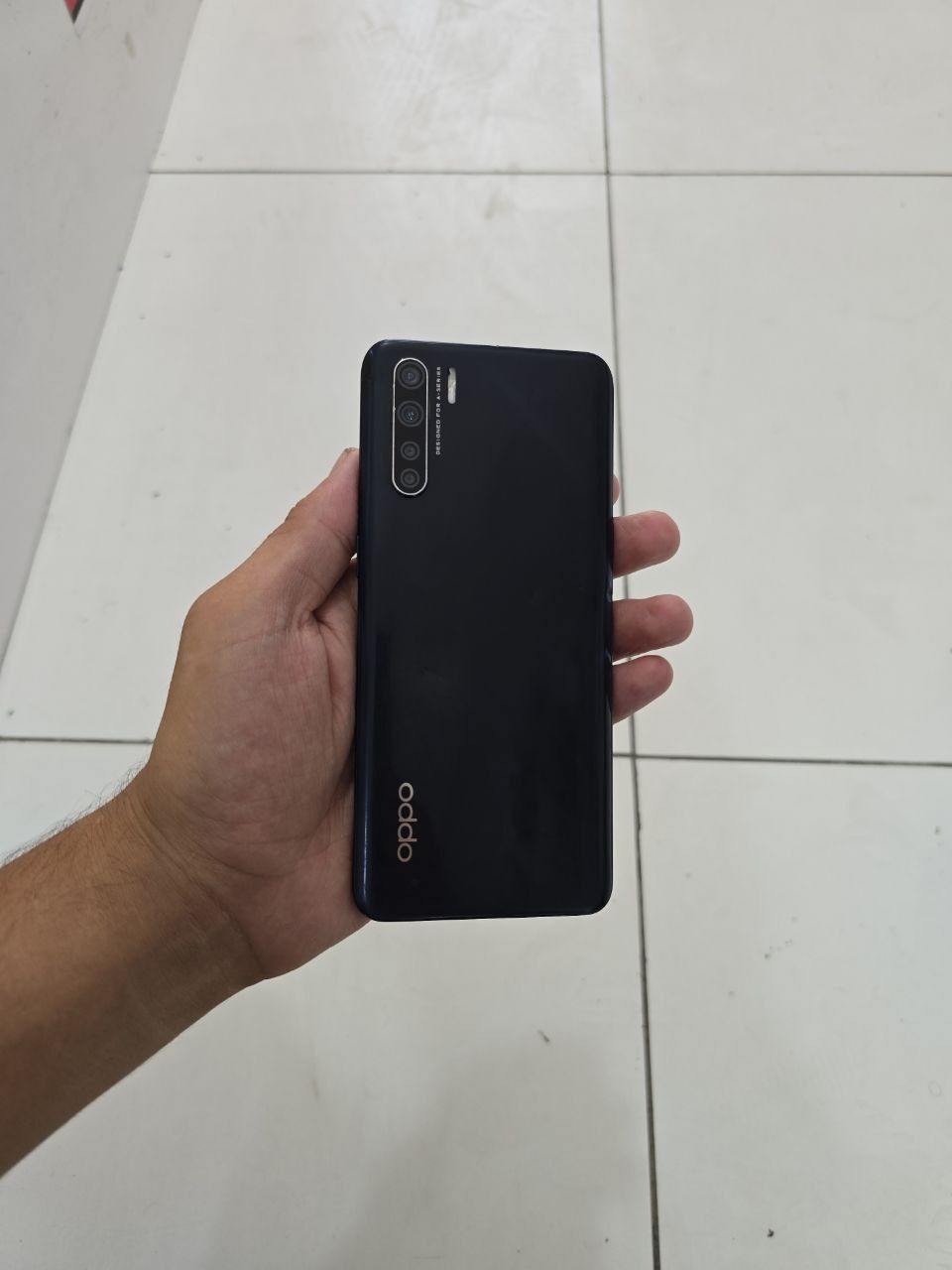 Telefon sotiladi oppo a91