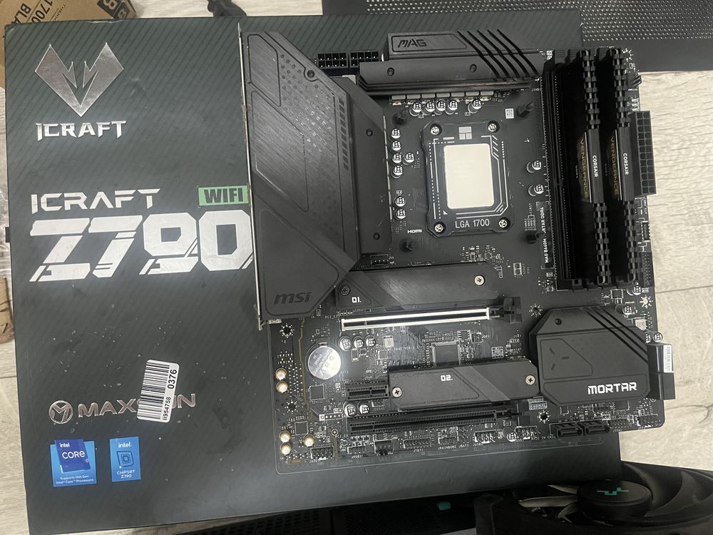 Продаю материнскую плату с ddr4 32gb