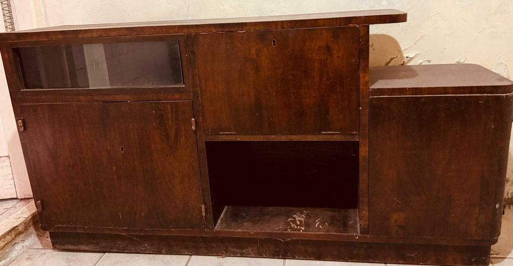 Vând comodă din lemn masiv vintage!