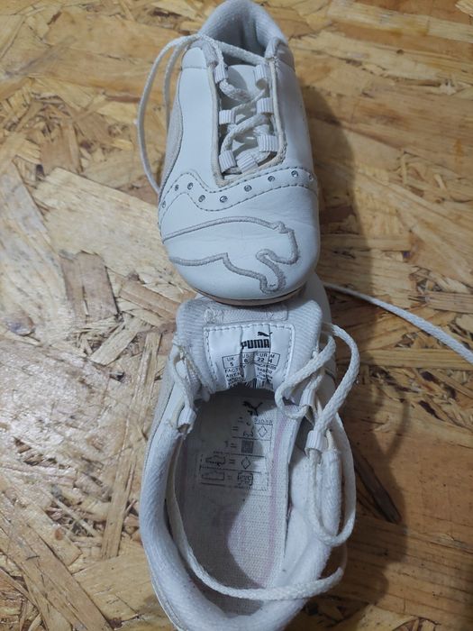 Adidași pentru bebeluși