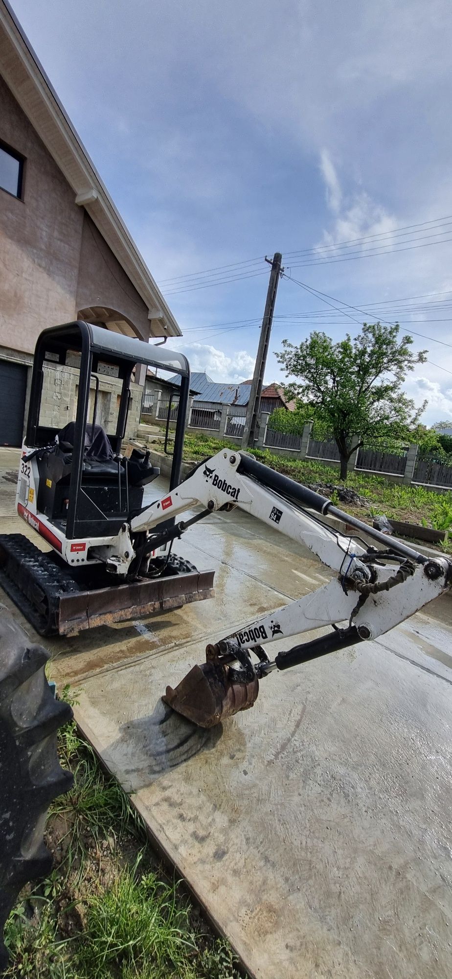 Miniexcavator bobcat 1.7 tone