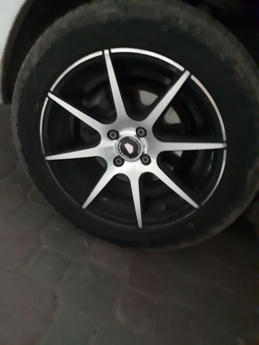 Диски с резиной 4/1000